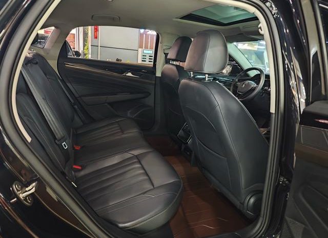 
								Volkswagen Passat, 2022 full									