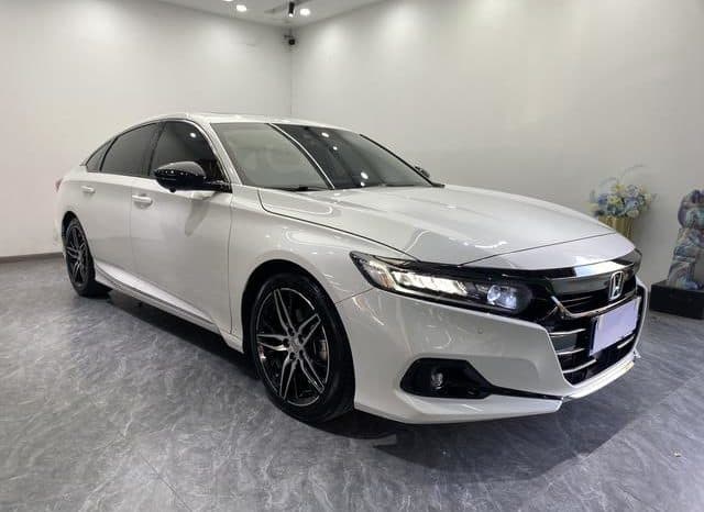 
								Honda Accord, 2022 full									