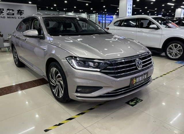 
								Volkswagen Jetta, 2022 full									
