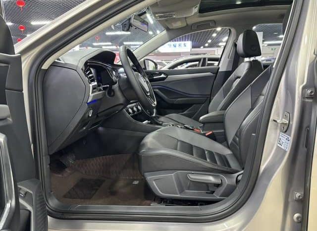 
								Volkswagen Jetta, 2022 full									