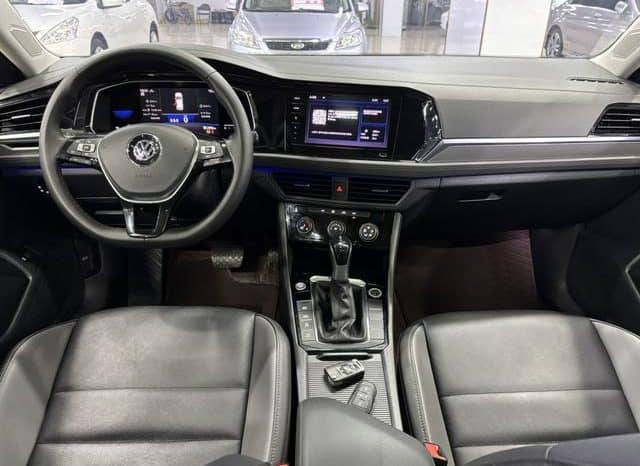 
								Volkswagen Jetta, 2022 full									