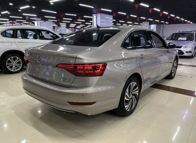 
								Volkswagen Jetta, 2022 full									