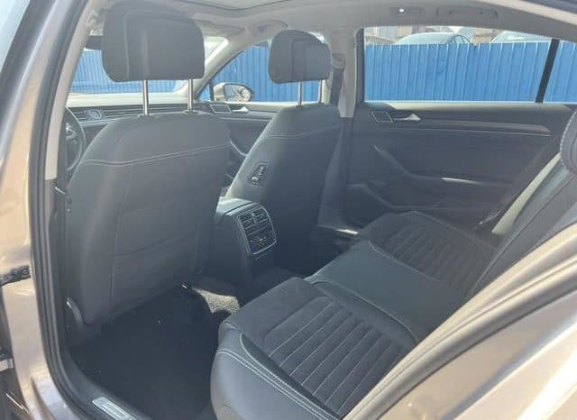 
								Volkswagen Magotan, 2021 full									