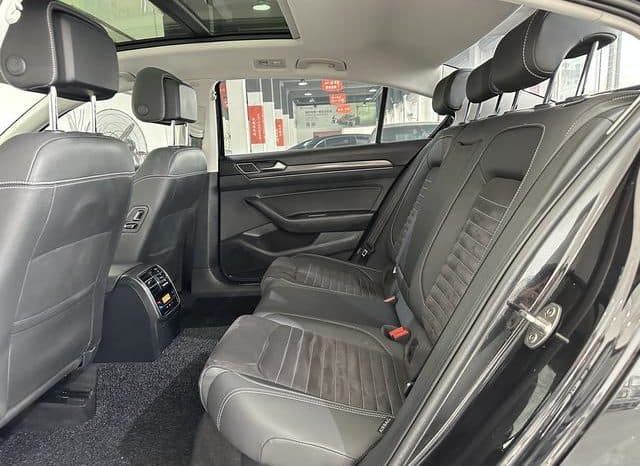 
								Volkswagen Magotan, 2021 full									