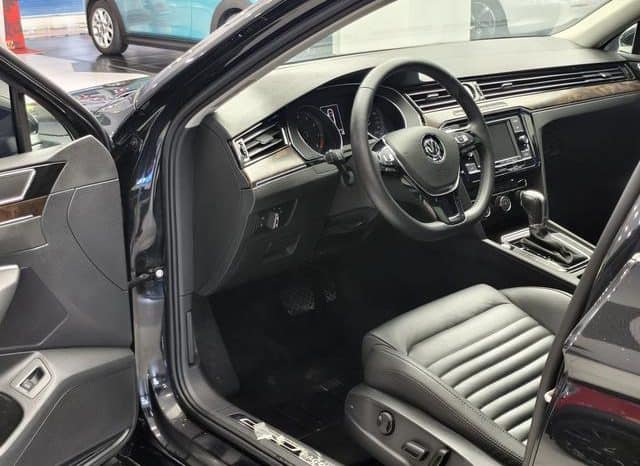 
								Volkswagen Magotan, 2020 full									