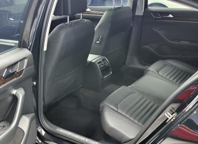 
								Volkswagen Magotan, 2020 full									