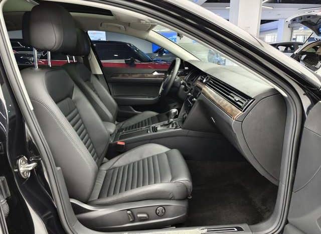 
								Volkswagen Magotan, 2020 full									