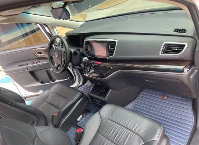 
								Honda Odyssey, 2020 full									