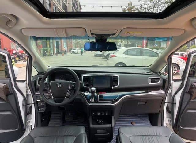 
								Honda Odyssey, 2020 full									