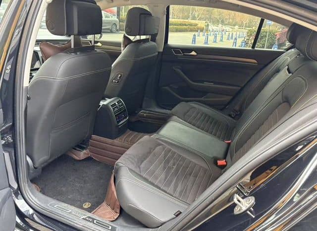 
								Volkswagen Magotan, 2022 full									