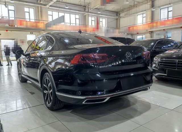
								Volkswagen Magotan, 2022 full									