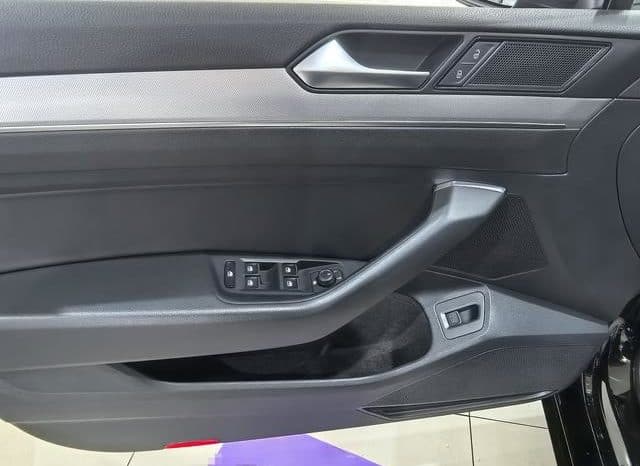 
								Volkswagen Magotan, 2022 full									