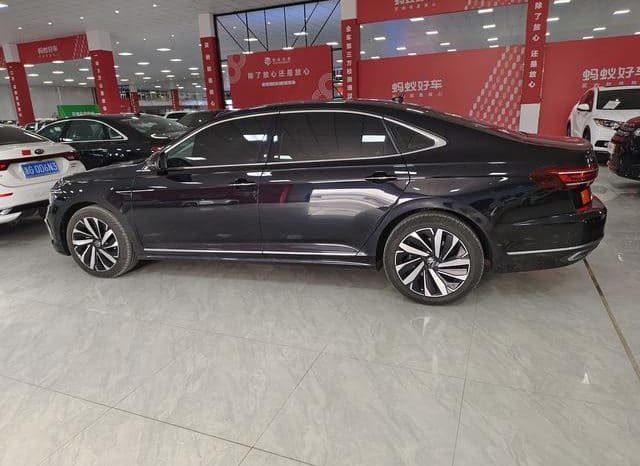 
								Volkswagen Passat, 2024 full									