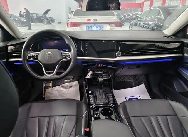 
								Volkswagen Passat, 2024 full									