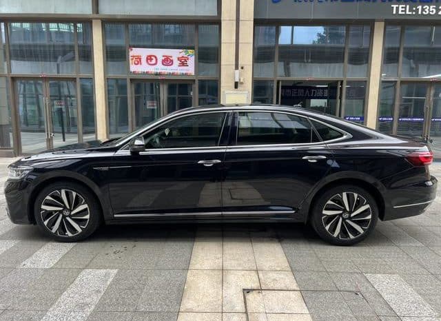 
								Volkswagen Passat, 2022 full									