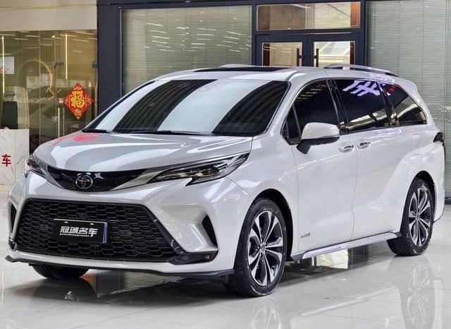 67cbf2542a539 Toyota Granvia, 2023