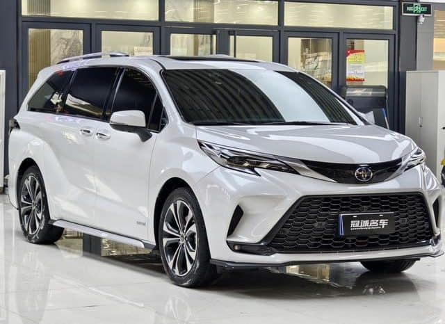 
								Toyota Granvia, 2023 full									