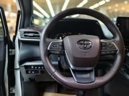 
										Toyota Granvia, 2023 full									