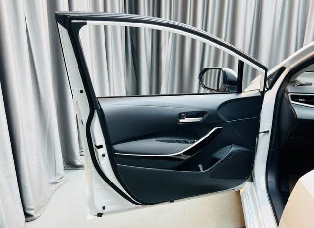 
								Toyota Corolla (XII), 2021 full									