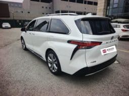 
										Toyota Sienna, 2023 full									