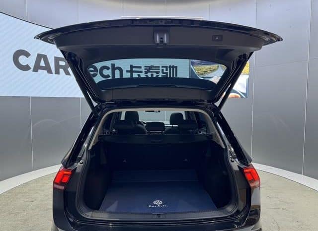 
								Volkswagen Tiguan L, 2024 full									