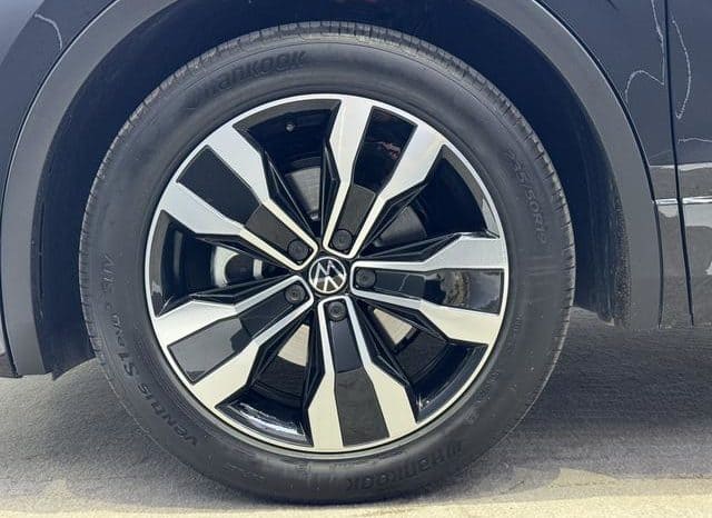 
								Volkswagen Tiguan L, 2024 full									