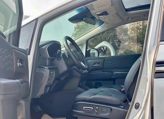 
								Honda Elysion, 2024 full									