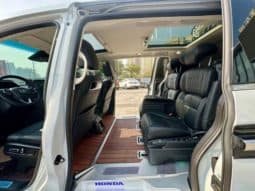 
										Honda Elysion, 2024 full									