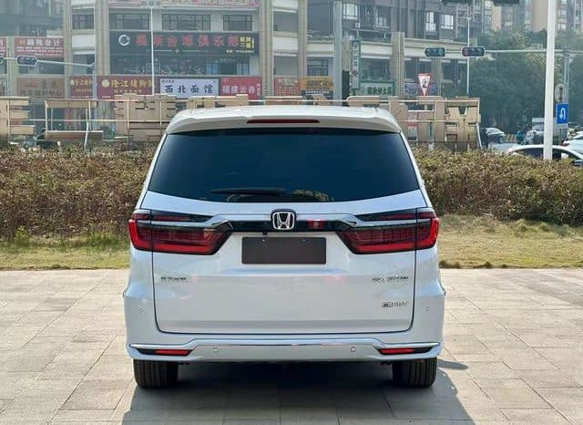 
								Honda Elysion, 2024 full									