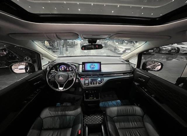 
								Honda Elysion, 2023 full									