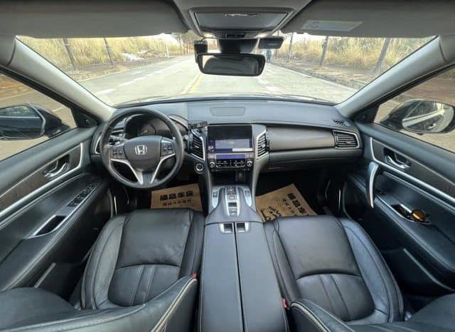 
								Honda Avancier (II), 2021 full									