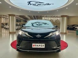 
										Toyota Sienna, 2024 full									