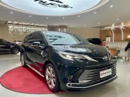 
										Toyota Sienna, 2024 full									
