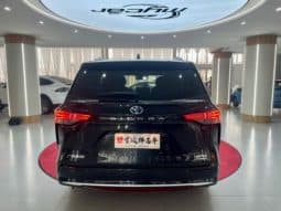 
										Toyota Sienna, 2024 full									