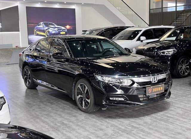 
								Honda Accord, 2021 full									