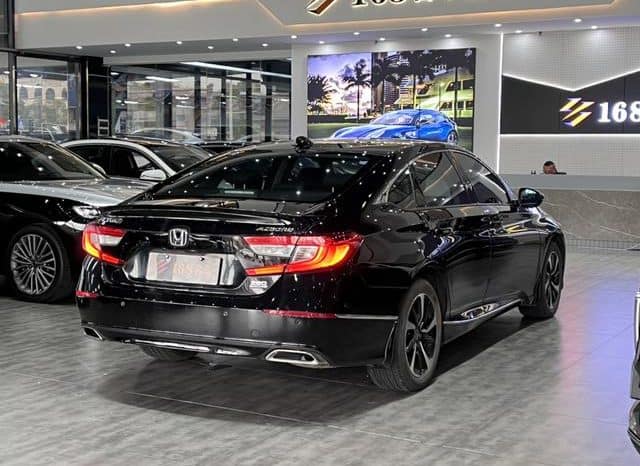 
								Honda Accord, 2021 full									