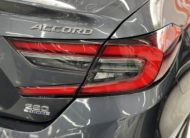 
								Honda Accord, 2021 full									