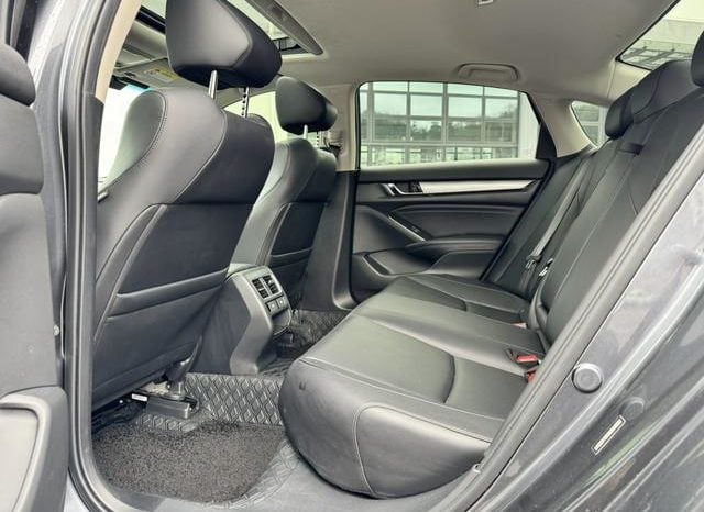 
								Honda Accord, 2021 full									