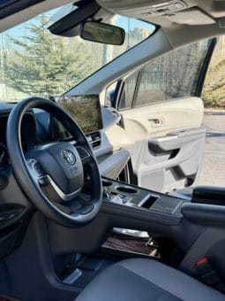 
										Toyota Granvia, 2024 full									