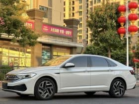 Volkswagen Jetta, 2023