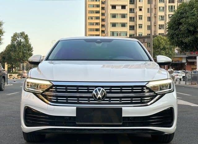 
								Volkswagen Jetta, 2023 full									