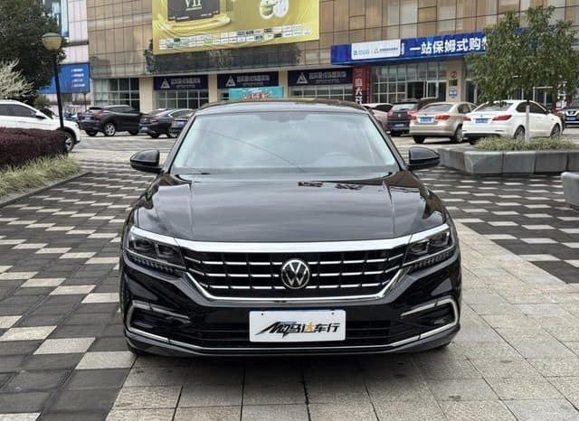 
								Volkswagen Passat, 2021 full									