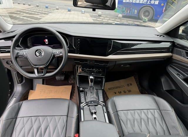 
								Volkswagen Passat, 2021 full									
