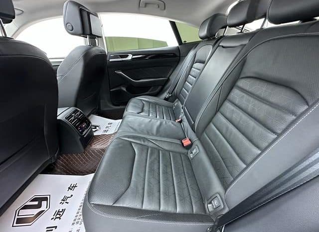 
								Volkswagen Passat CC, 2021 full									