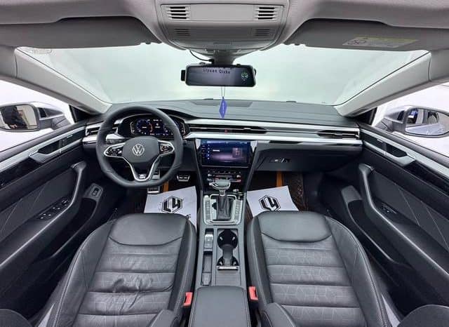 
								Volkswagen Passat CC, 2021 full									