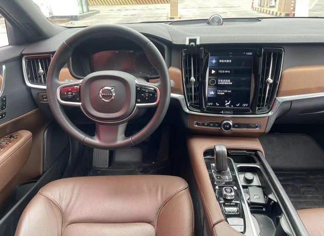 
								Volvo S90, 2021 full									