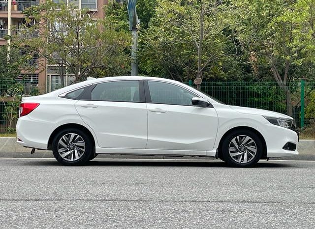 
								Honda Crider, 2020 full									