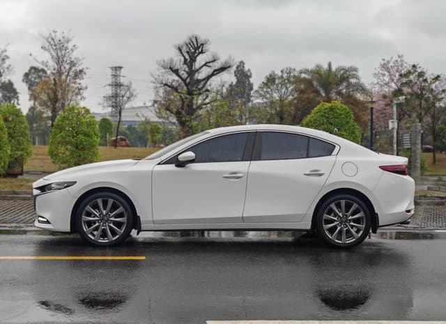
								Mazda 3 (IV), 2021 full									