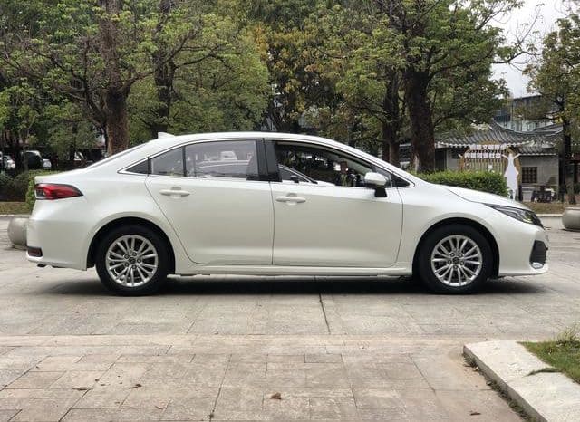 
								Toyota Corolla(XI), 2021 full									