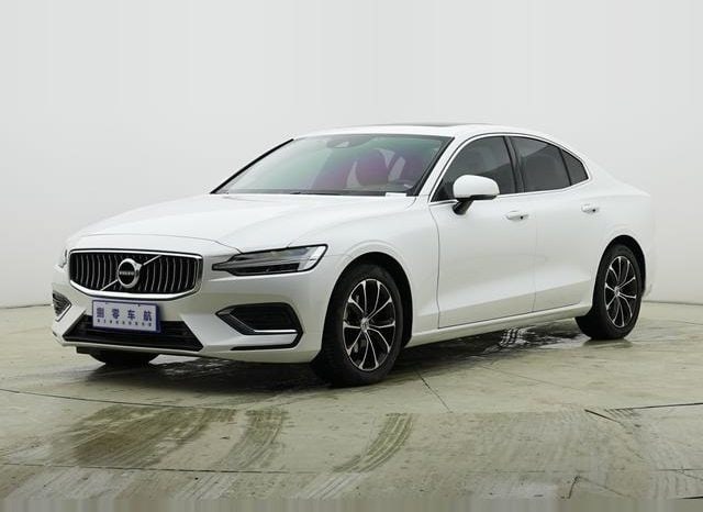 67ce9835c7339 Volvo S60, 2020